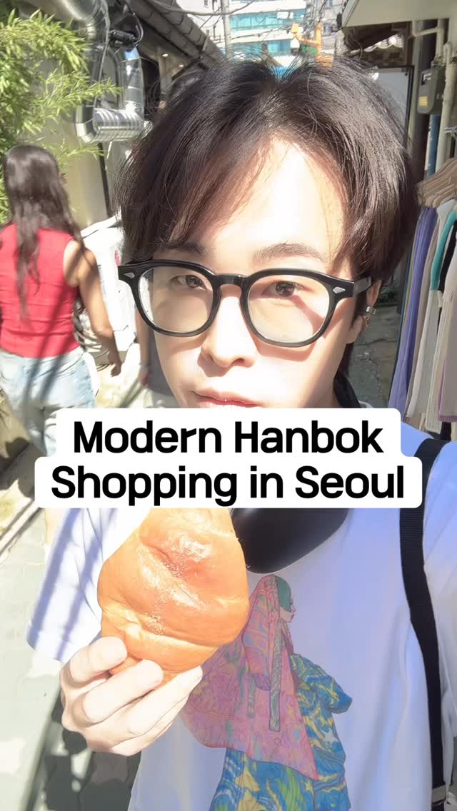 Seoul's Charming Ikseon-dong and Teterot Salon