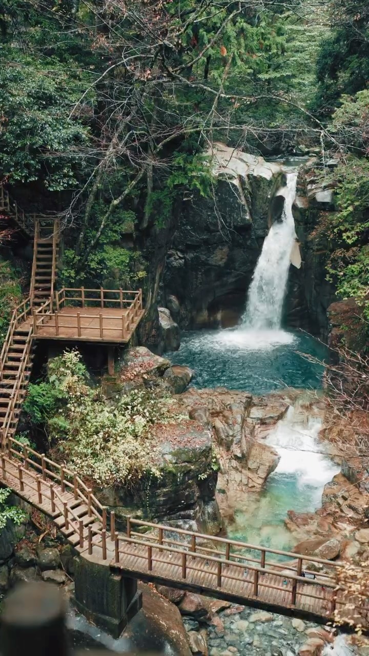 Six Beautiful Spots Across Japan