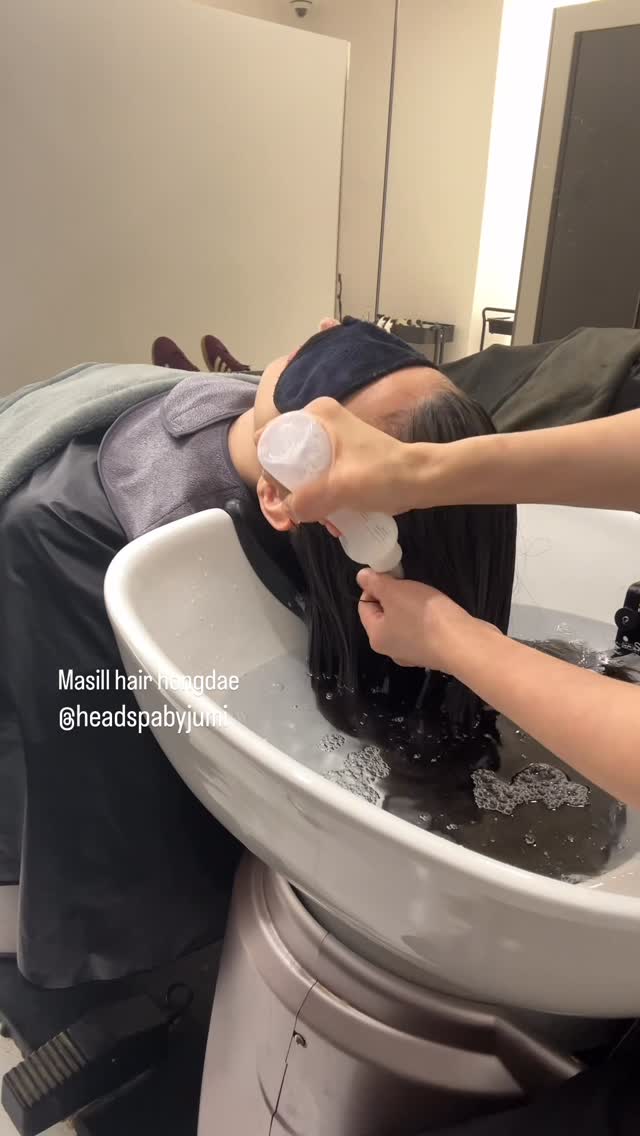 Hongdae Salon Offers Relaxing Head Spa Treatments