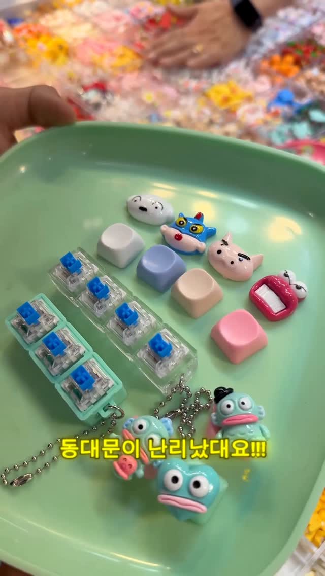 Dongdaemun Market Offers Affordable Charms