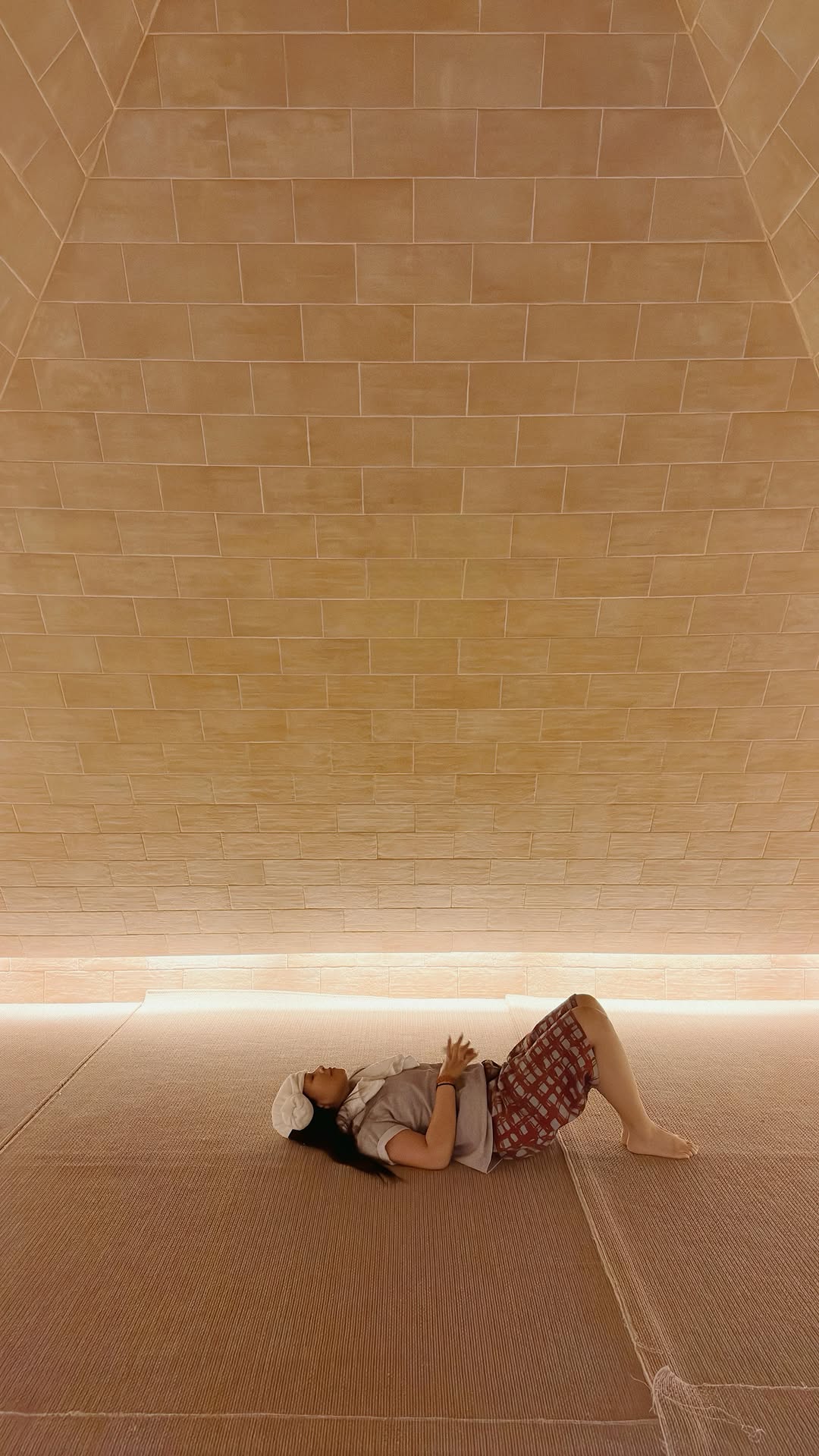 Relaxing Korean Bath House Experience