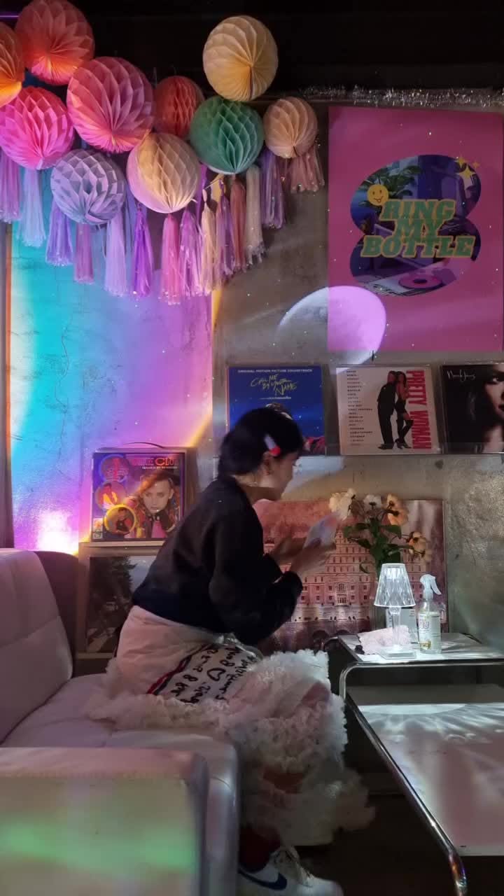 Hongdae Wine Bar With Live Music