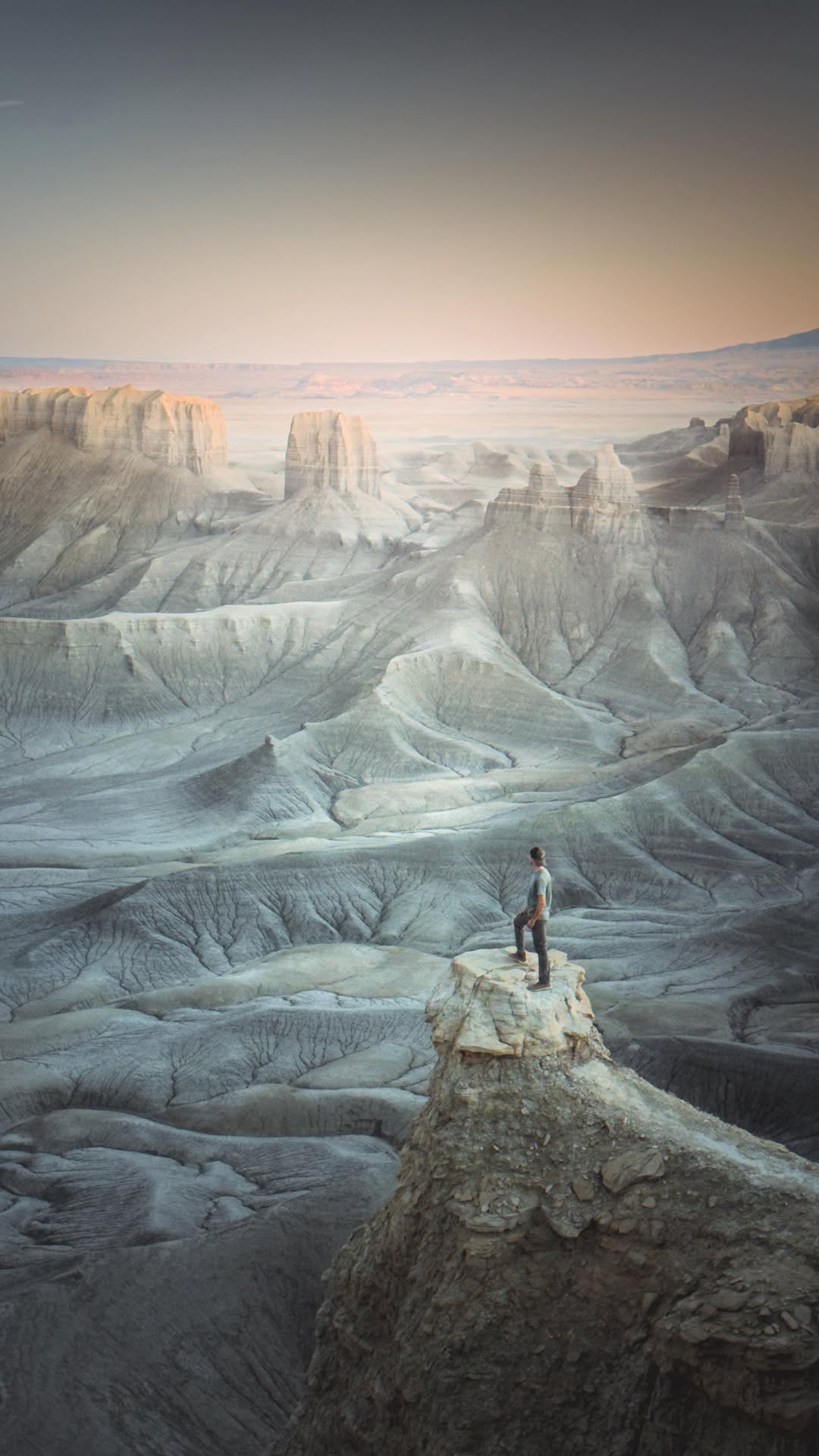 Unearth Otherworldly Landscapes Across U.S. Destinations