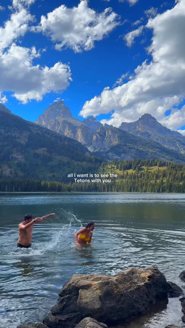 7 Attractions in Wyoming