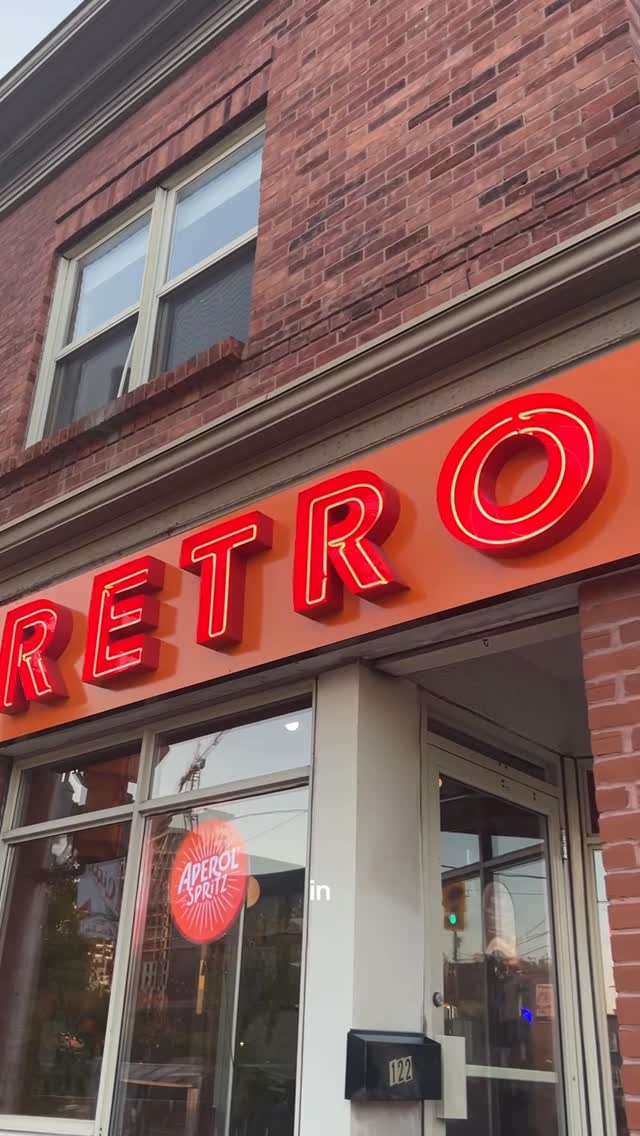 Retro Gusto: Lasagna, Cocktails, and Funky Vibes