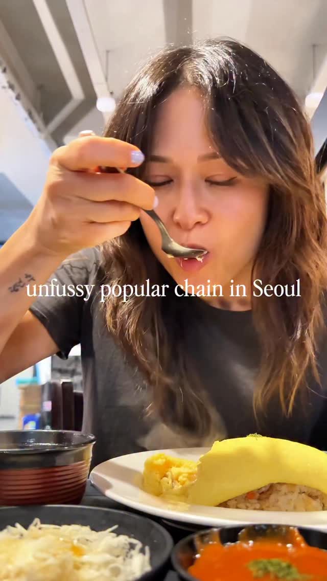 Korean Restaurants with Customizable Omurice