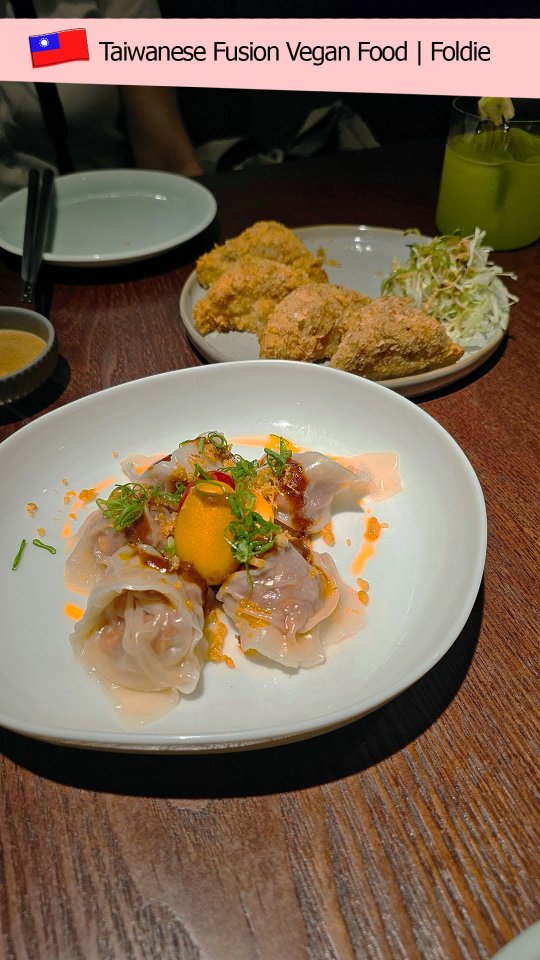 Foldie: Innovative Taiwanese Vegetarian Dining Experience