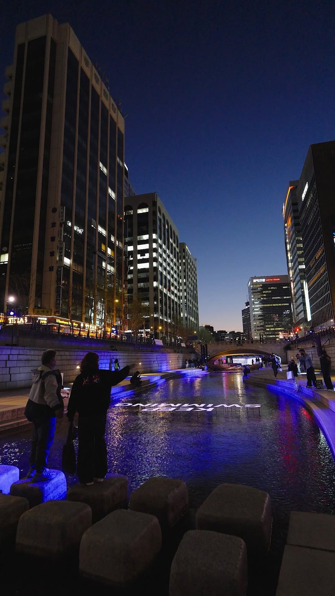 BTS Themed Light-Up Along Seoul's Cheonggyecheon Stream