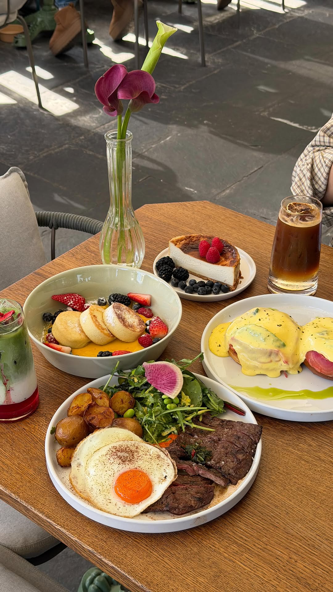 Vibrant Brunch Spot with Open Patio Seating