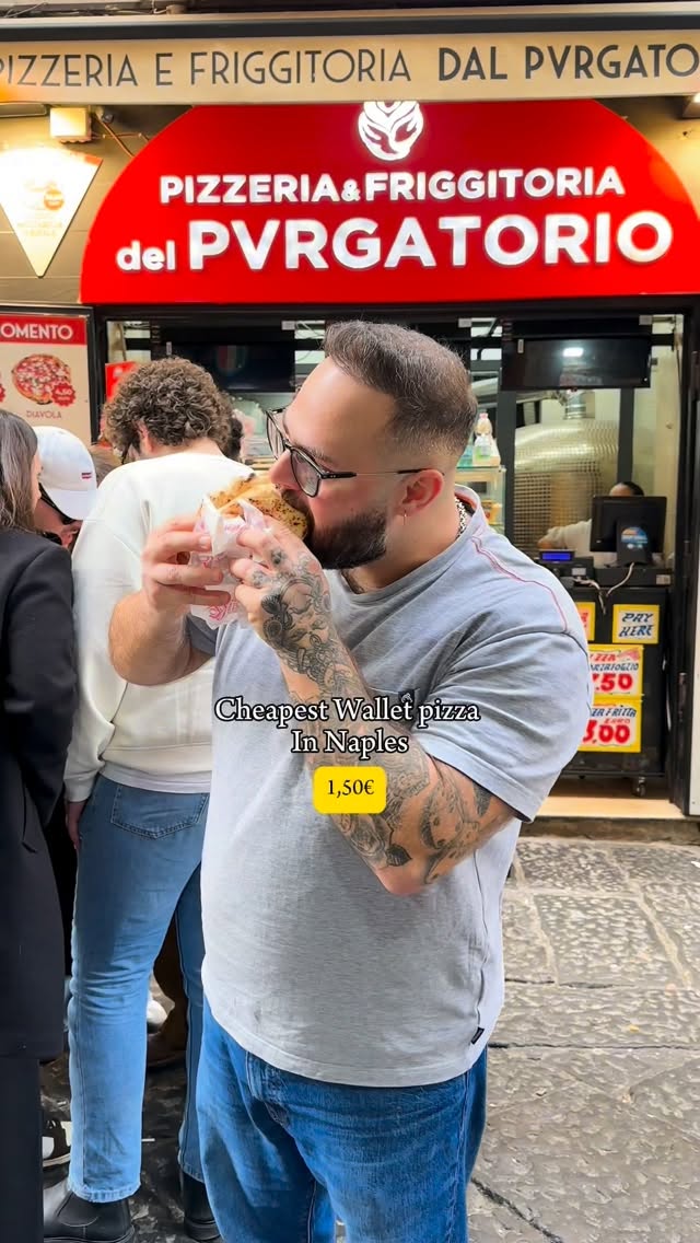 Naples Pizzeria Offers Delicious Folded Street Pizza