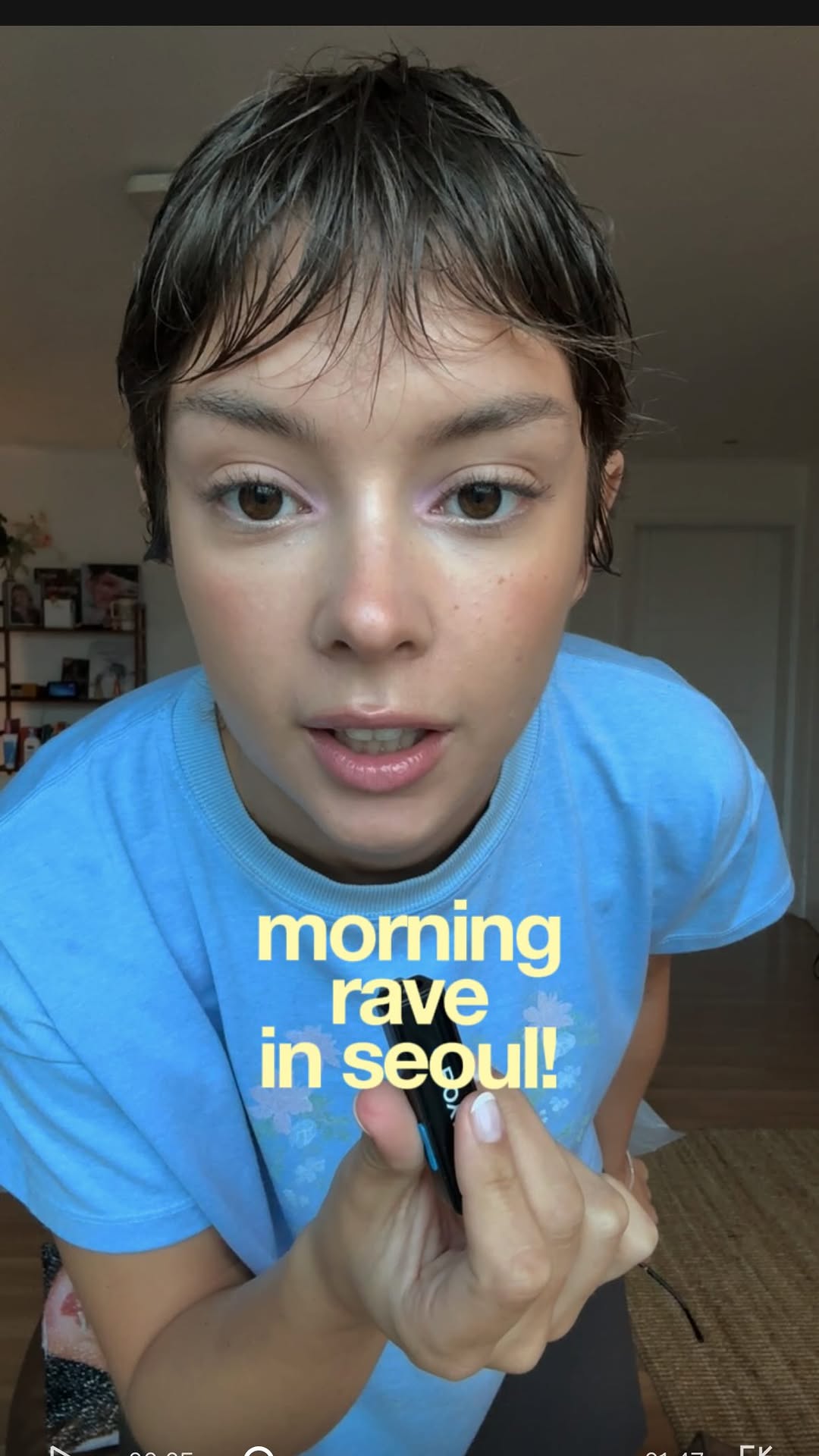 Cafe Onion Anguk Hosts Impromptu Performances