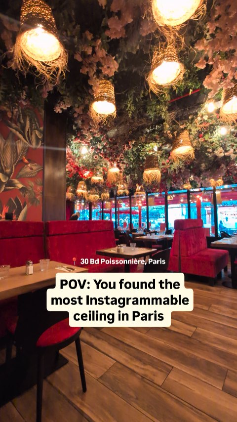 Brasserie Flora: Paris Restaurant With Floral Decor