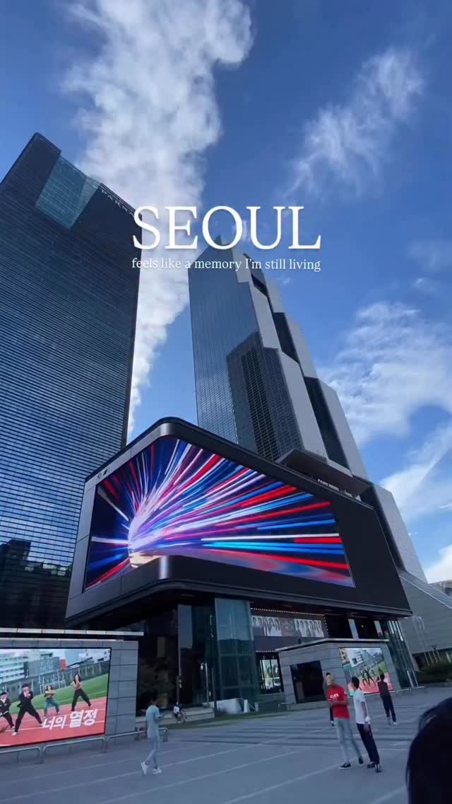 Iconic Seoul Landmarks And Experiences