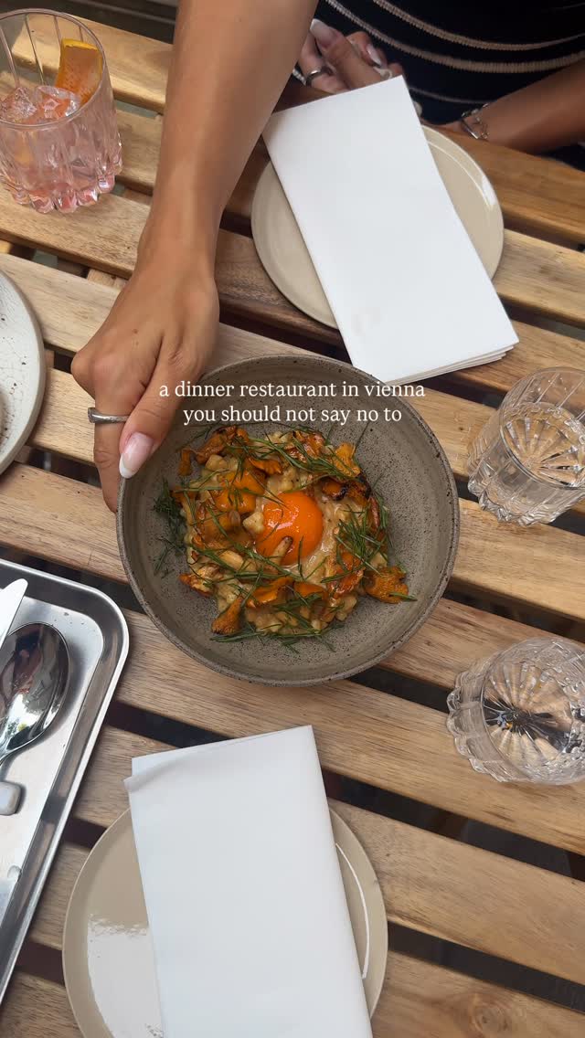 Café Kandl: Vienna's Seasonal Fusion Dining Gem