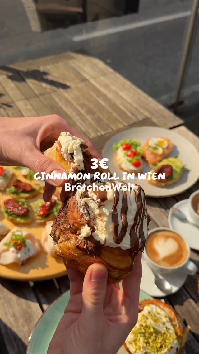 Cinnamon Buns For 3 Euros At Vienna Bakeries