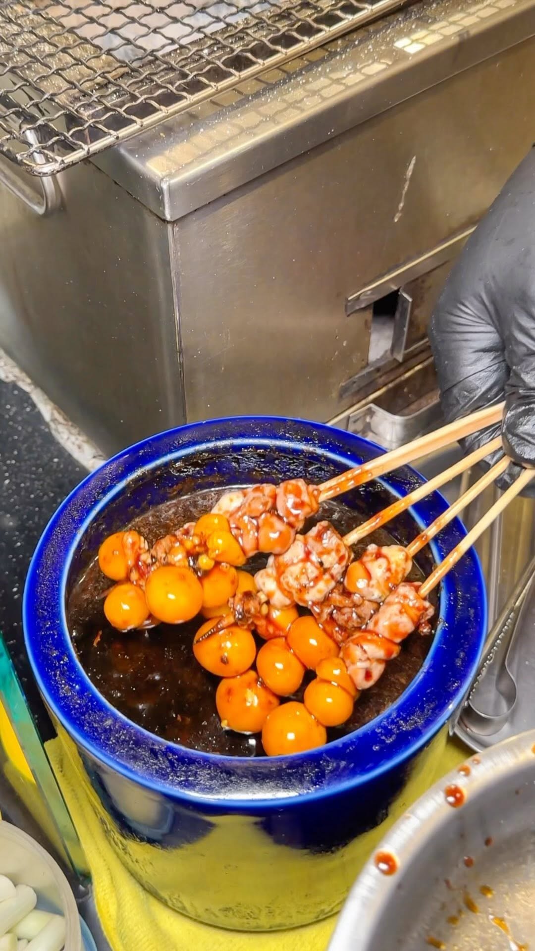 Taiwanese and Japanese Nightlife Spots