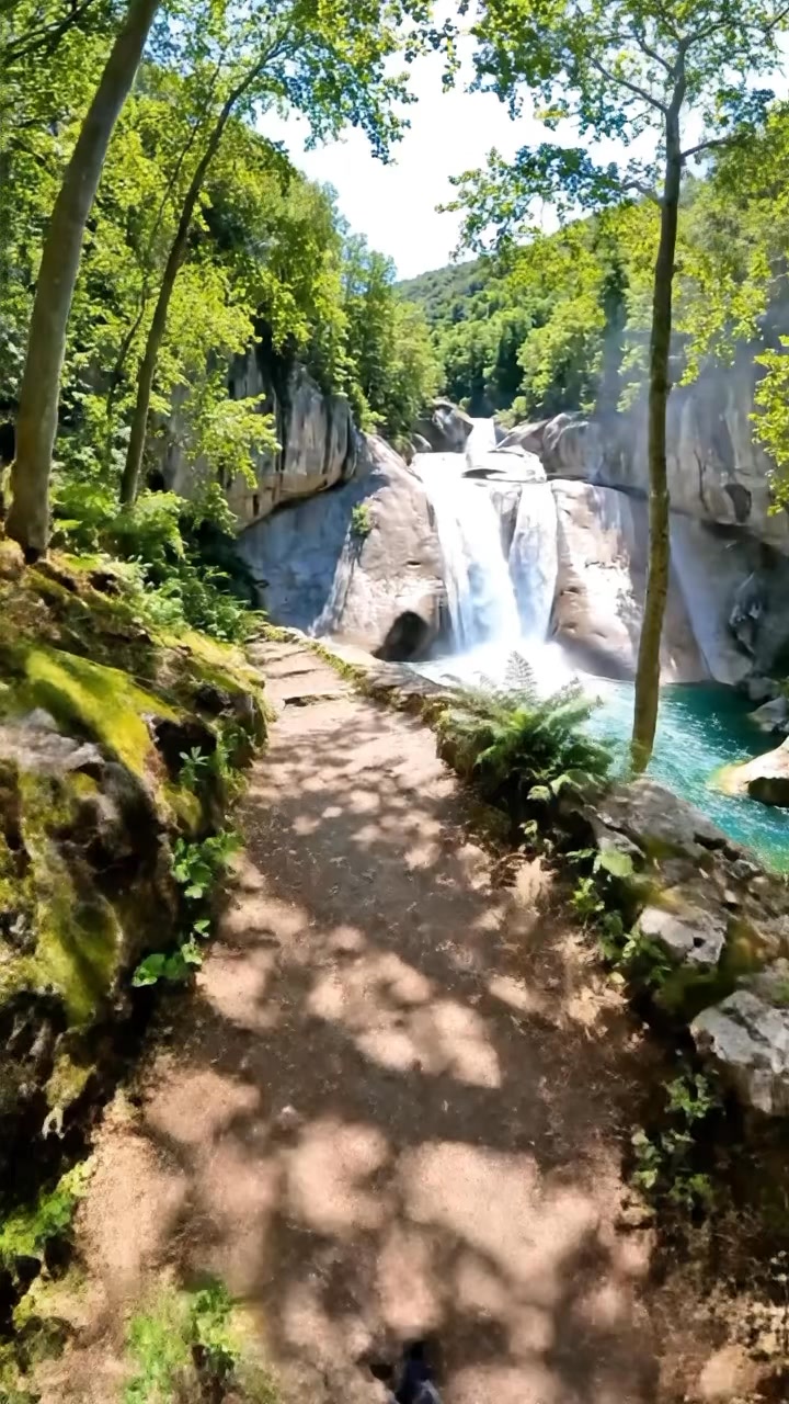 Samothraki Fonias Gorge: A Grecian River Valley
