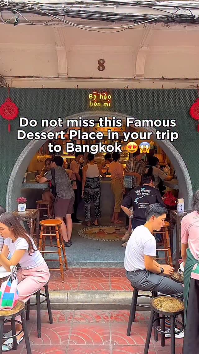 2 Landmarks in Krung Thep Maha Nakhon