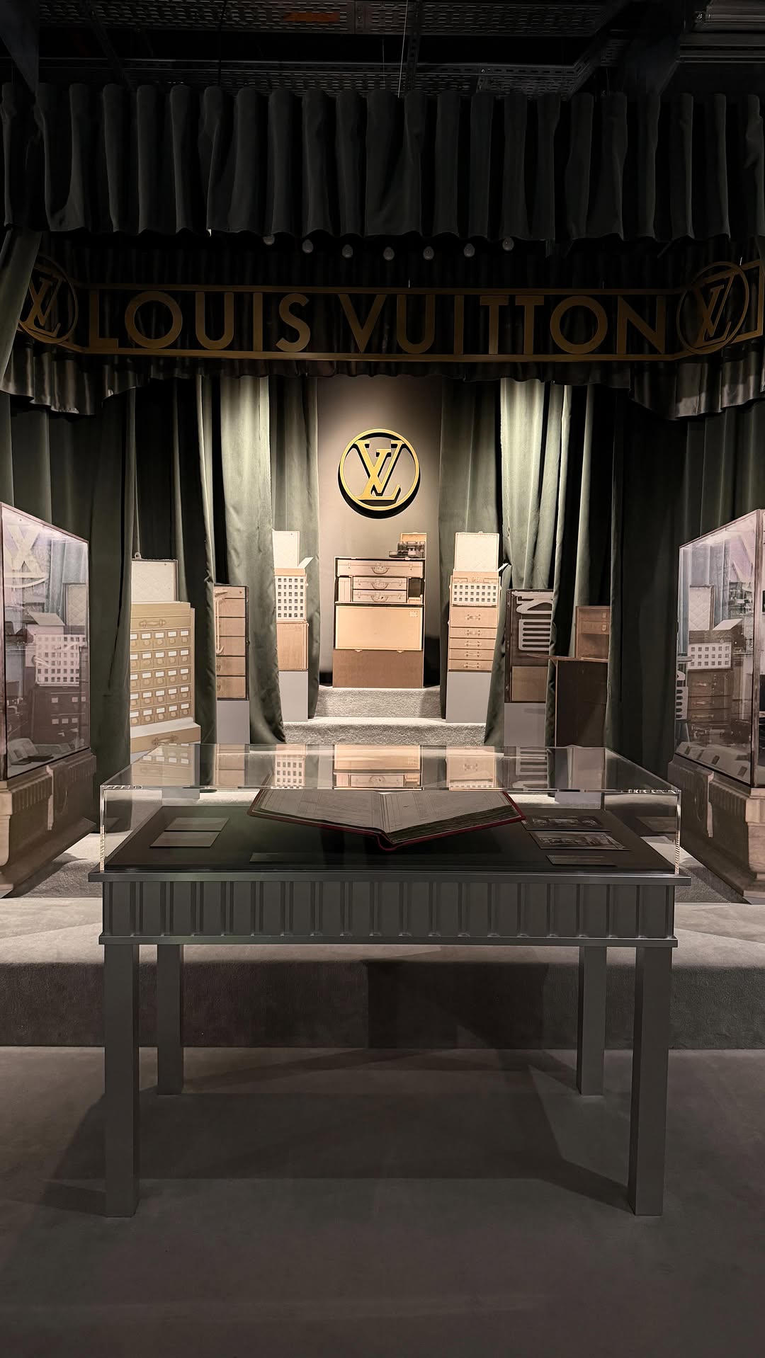 Free Art Deco Exhibition at Louis Vuitton