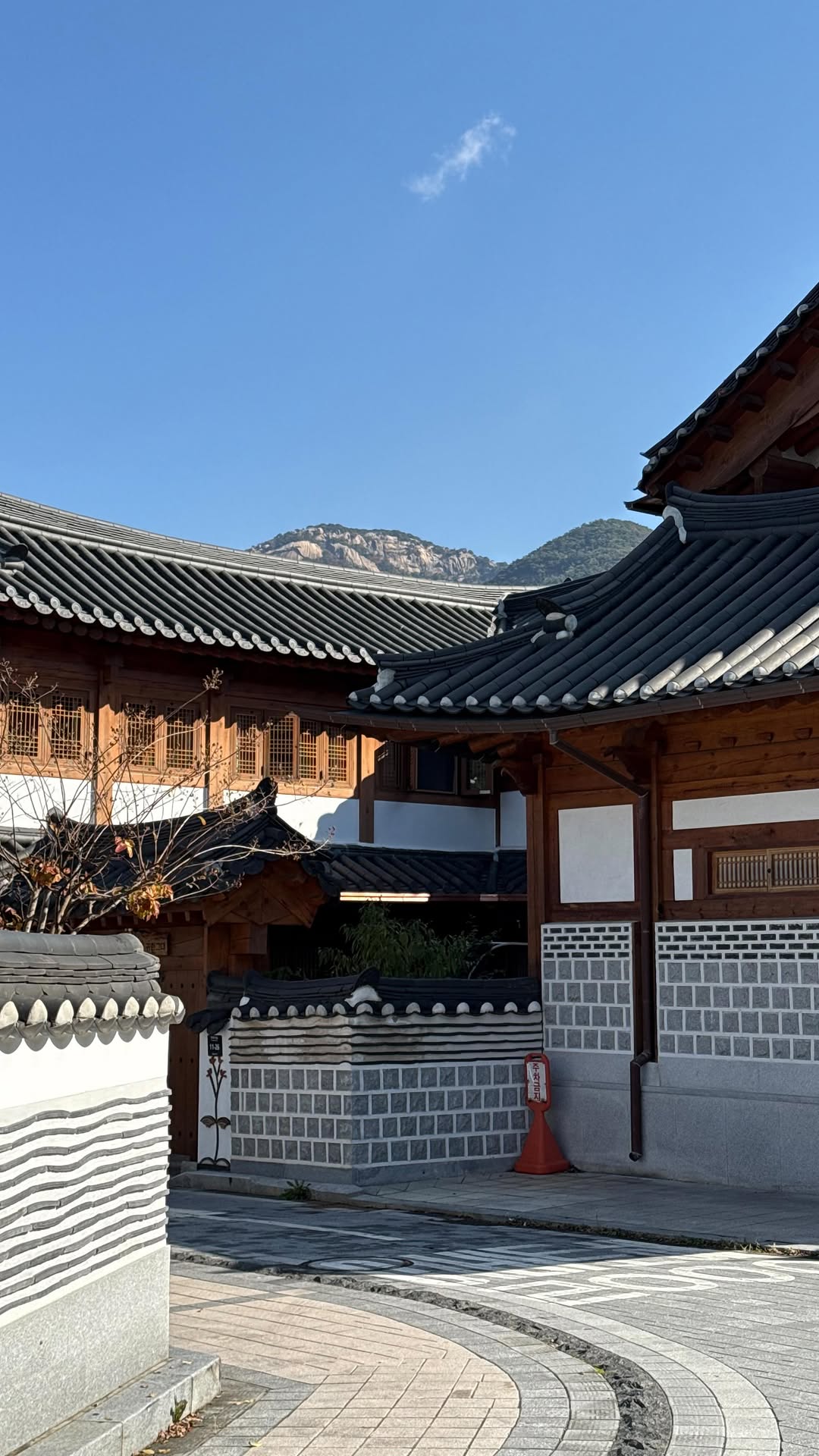 2 Landmarks in Seoul