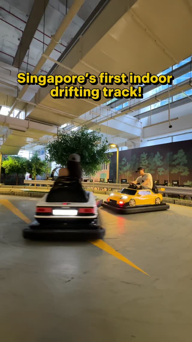 2 Shops in Singapore
