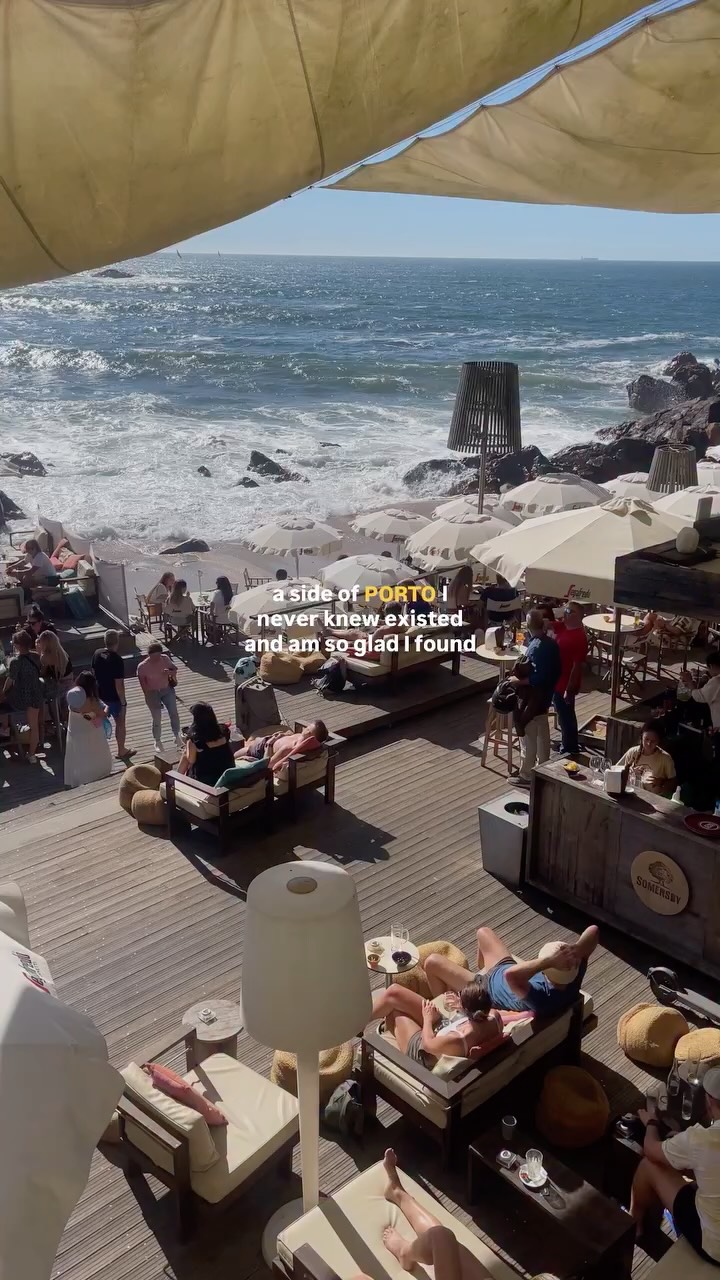 Porto's Charming Praia Da Luz Restaurant
