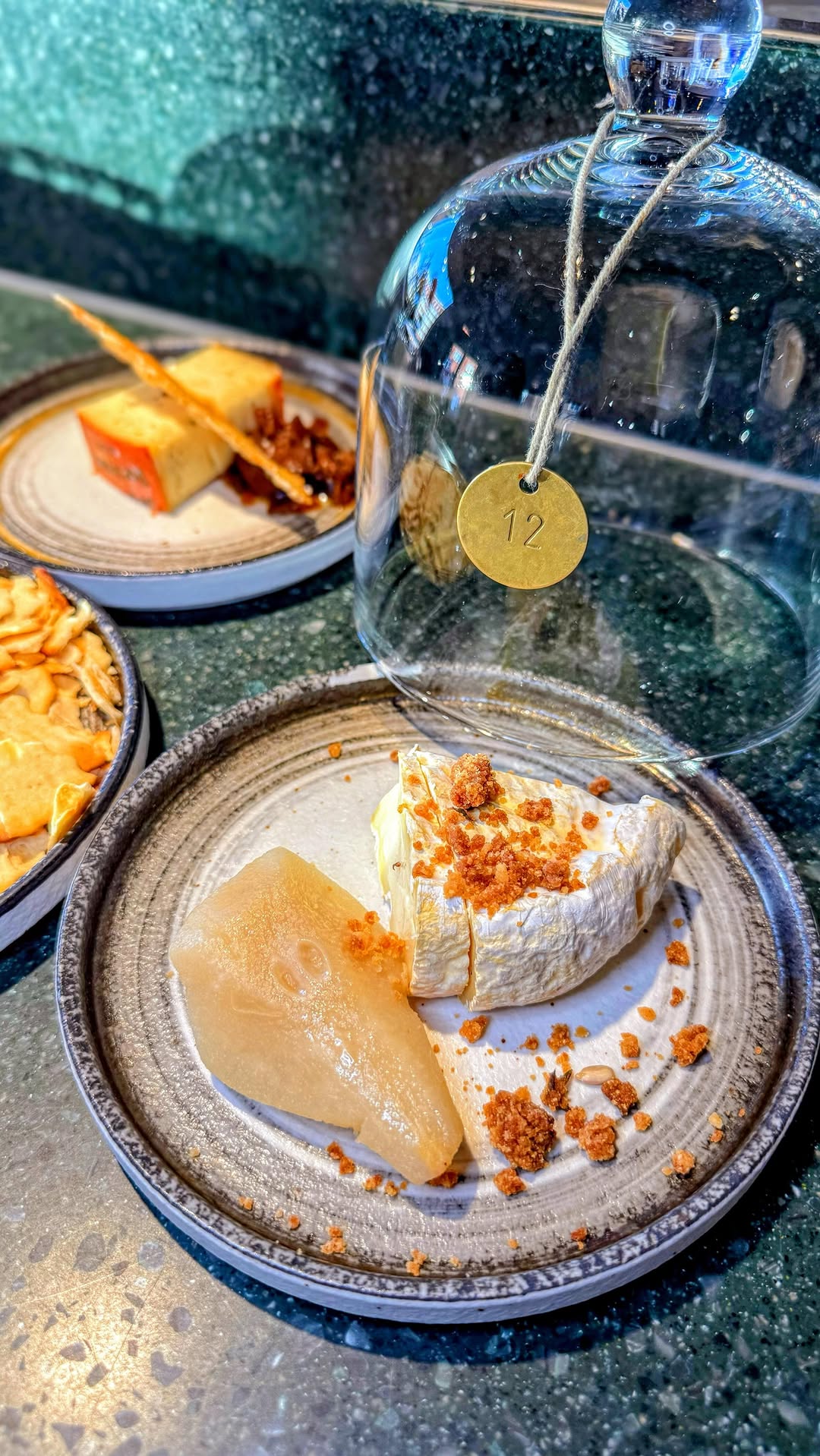 Amsterdam Cheese Bar Offers Unique Tasting Experience