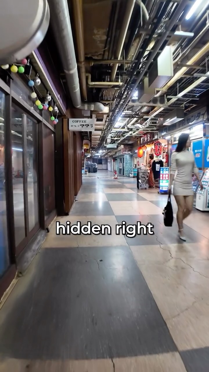 Asakusa's Underground Street and Eateries