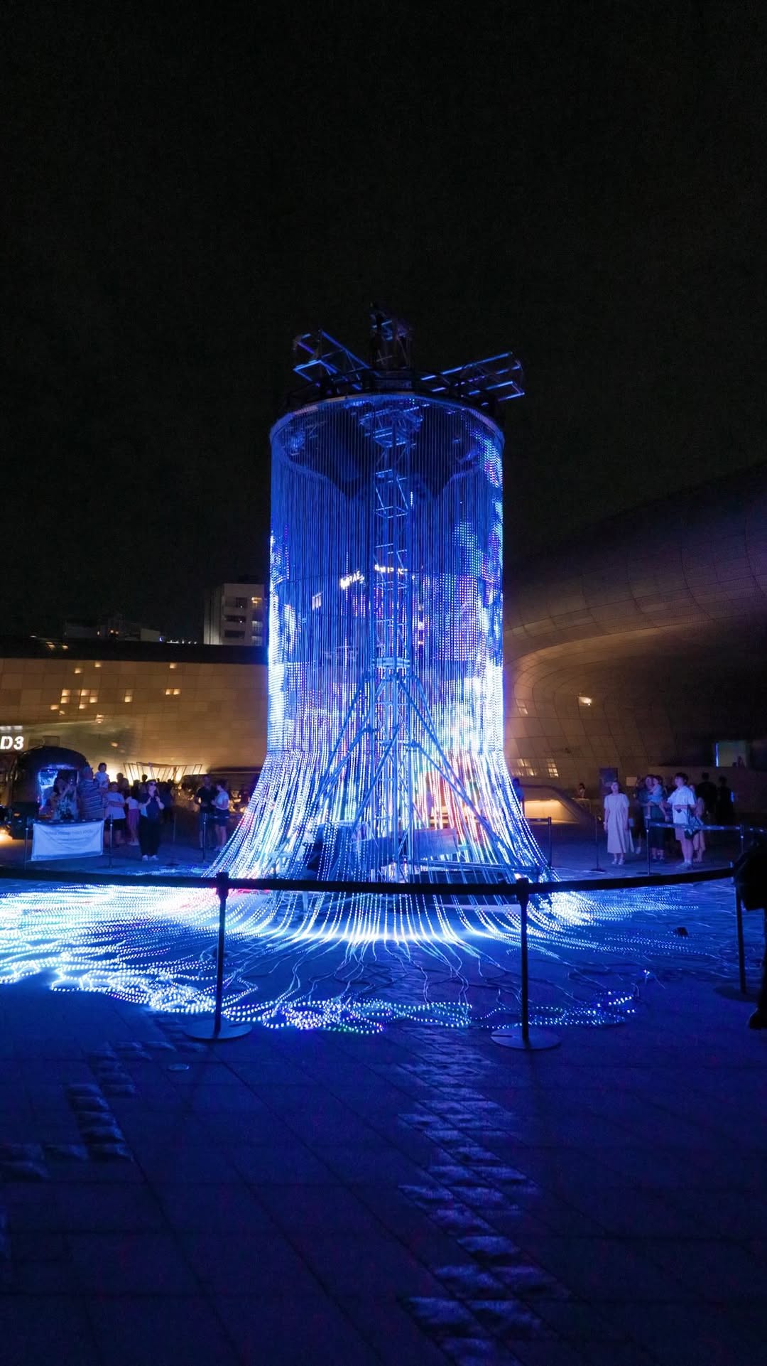 Summer Seoul Light Festival Illuminates DDP and City Wall