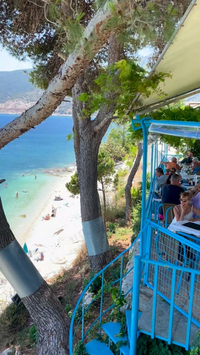 Beachfront Dining With Stunning Views