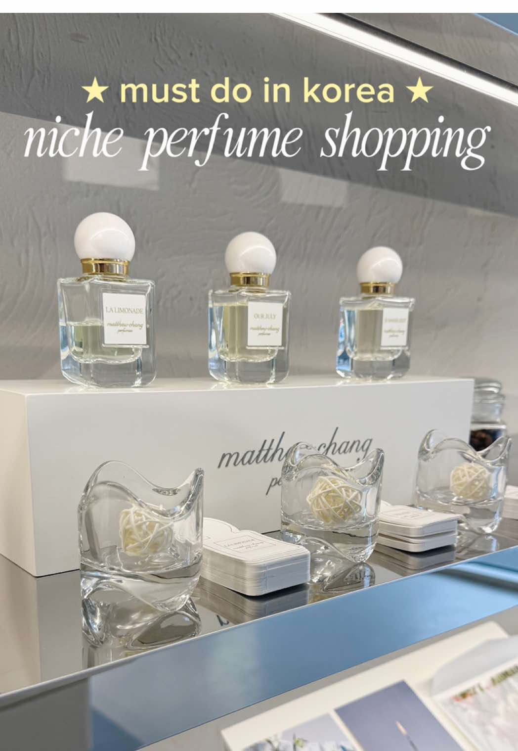 Perfume Stores Offer Elegant Scents