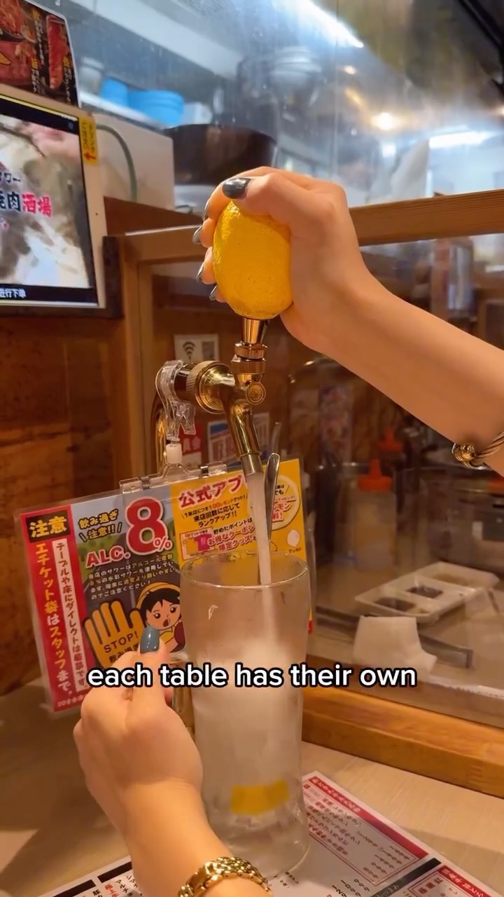 Shibuya Bar Serves Zero-Second Lemon Sours