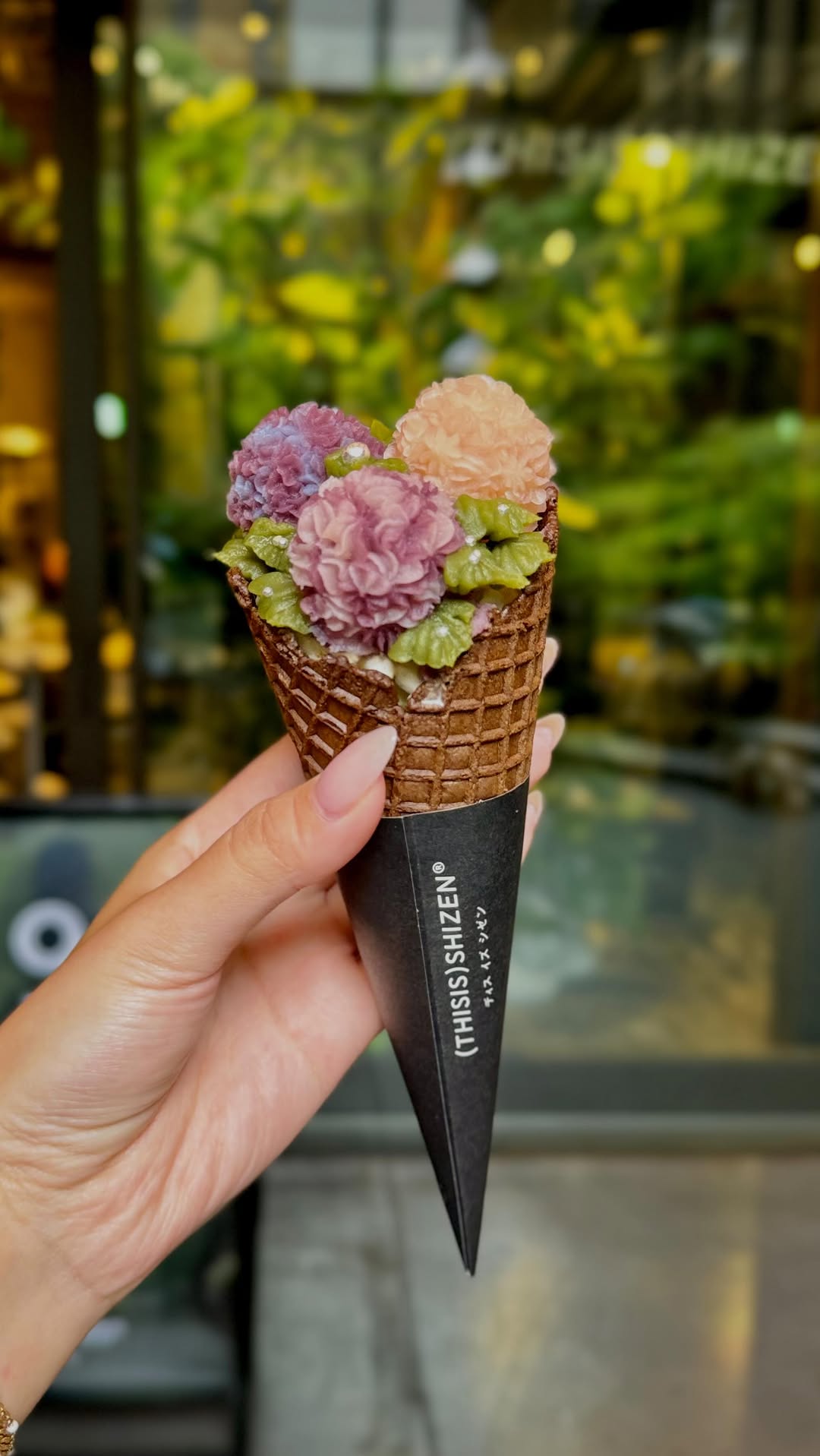 Shizen Kyoto's Edible Flower Ice Cream
