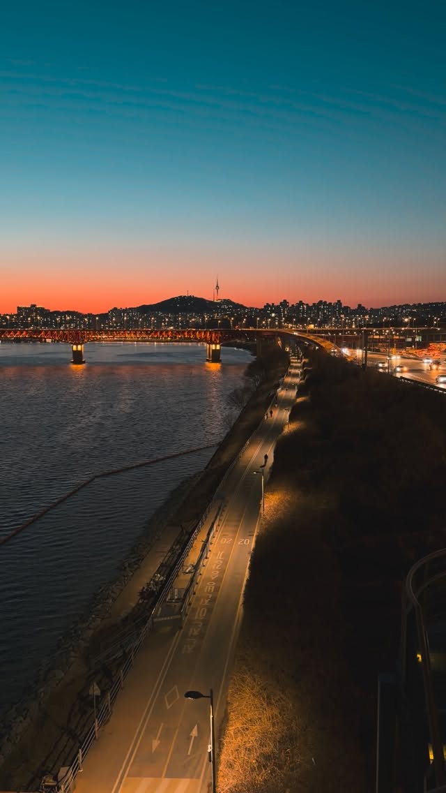 Seoul Forest and Seongsu Pedestrian Overpass