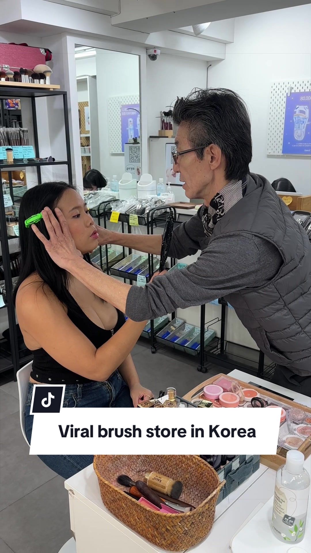 Brush Shops Near Seohyeon Station