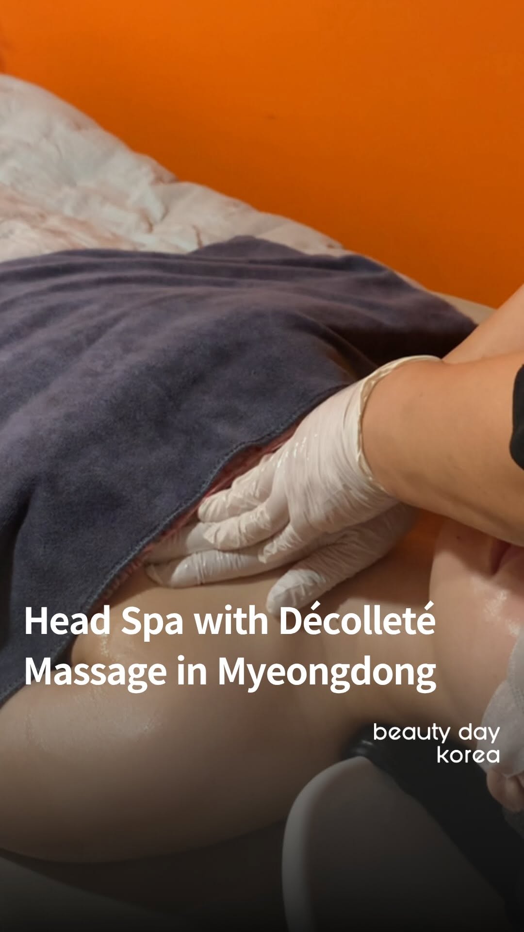 Myeongdong Head Spa Offers Relaxing Décolleté Massage