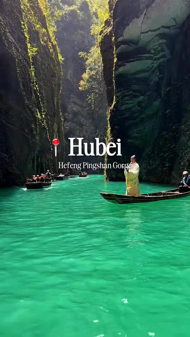 Pingshan Canyon's Clear Water Creates Floating Boat Illusion