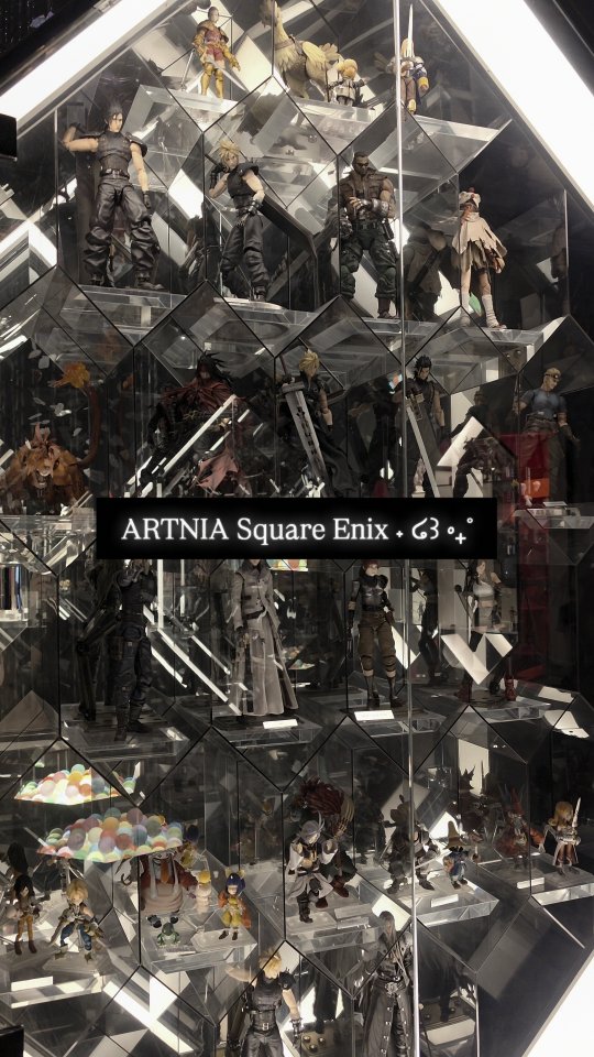 Tokyo Square Enix Shop and Cafe