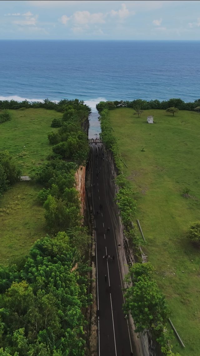 Padang Padang Beach: A Tropical Paradise