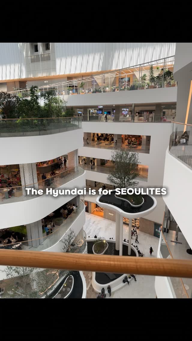 Seoul Shopping: Tourist Traps vs. Trendy Hotspots