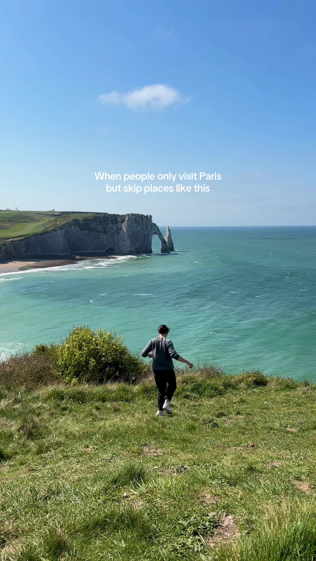 Stacy | smart travel tips ✈️, Jardins d'Etretat