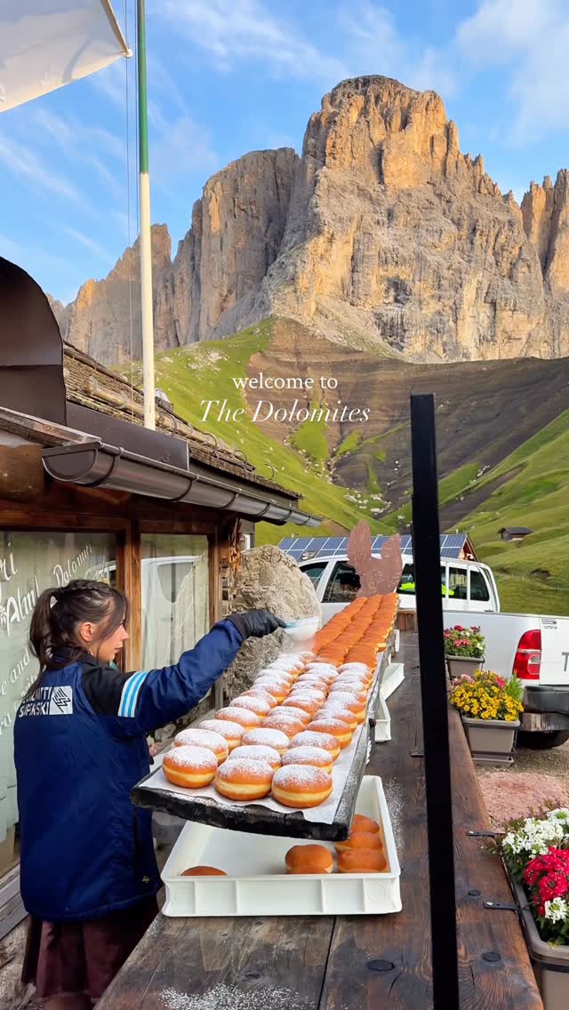 Dolomites Mountains: A Seven-Day Italian Alpine Adventure