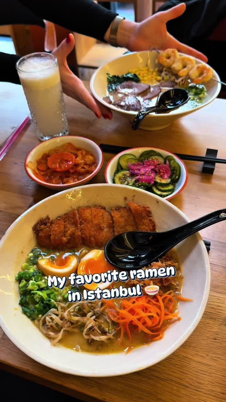 Paitan Ramen Serves Customizable Bowls