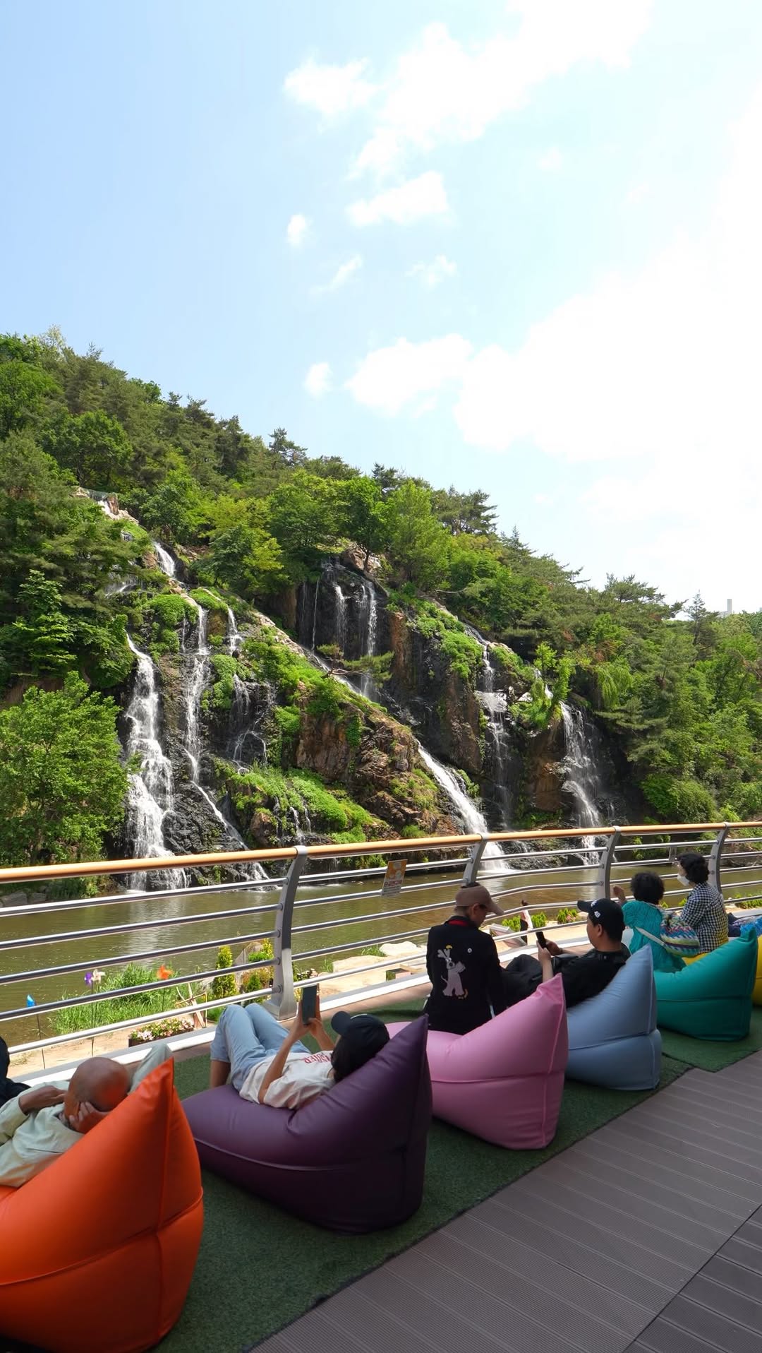 Cafe With Impressive Waterfall View in Seoul