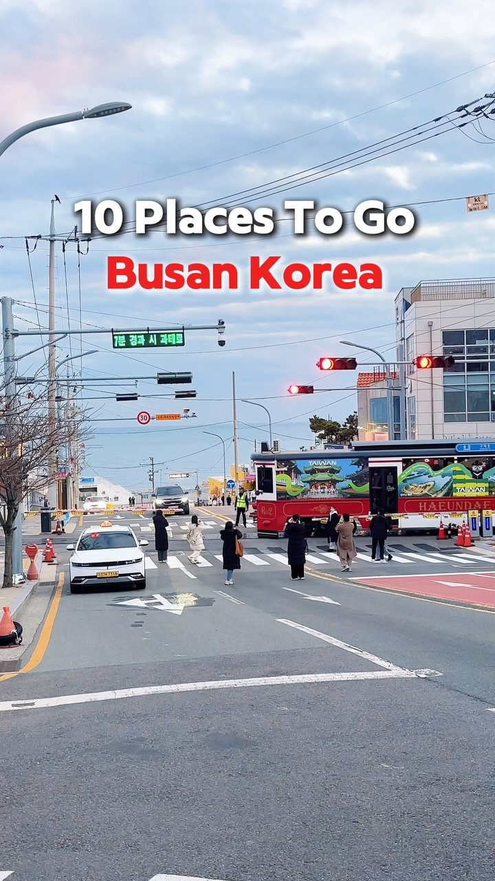 Busan's Vibrant Cultural Villages and Markets