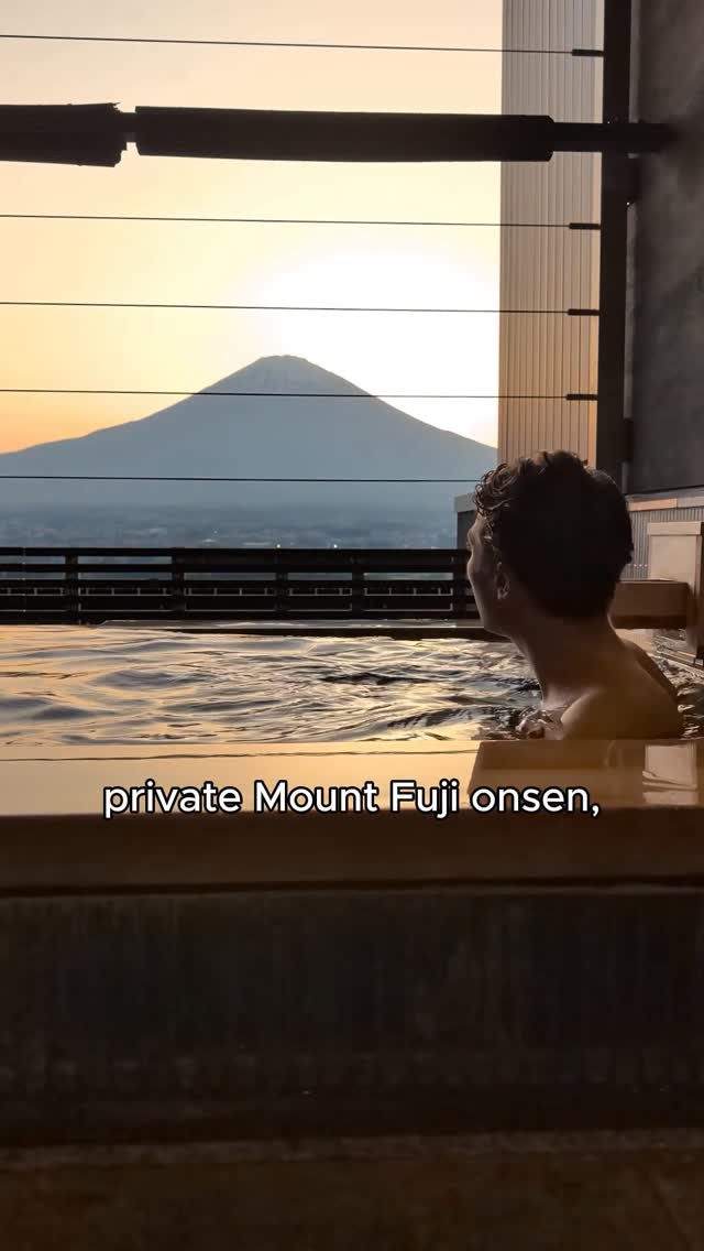 Konohananoyu Onsen Features Stunning Mountain Views