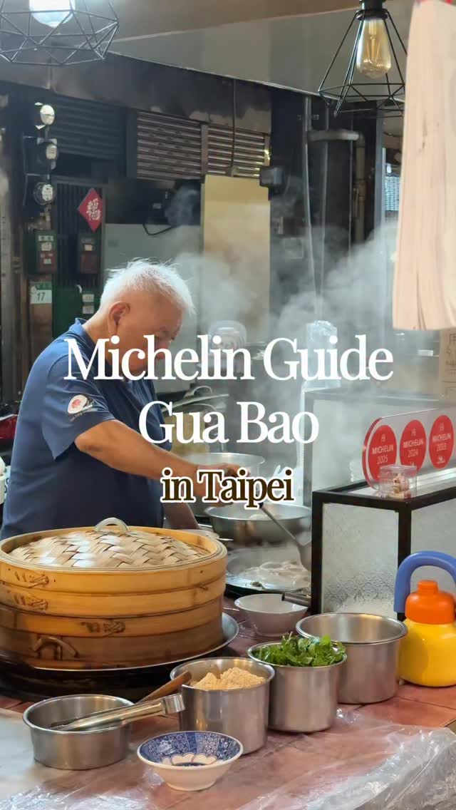 Taipei's Yuan Fang Gua Bao Offers Savory Pork Belly Buns