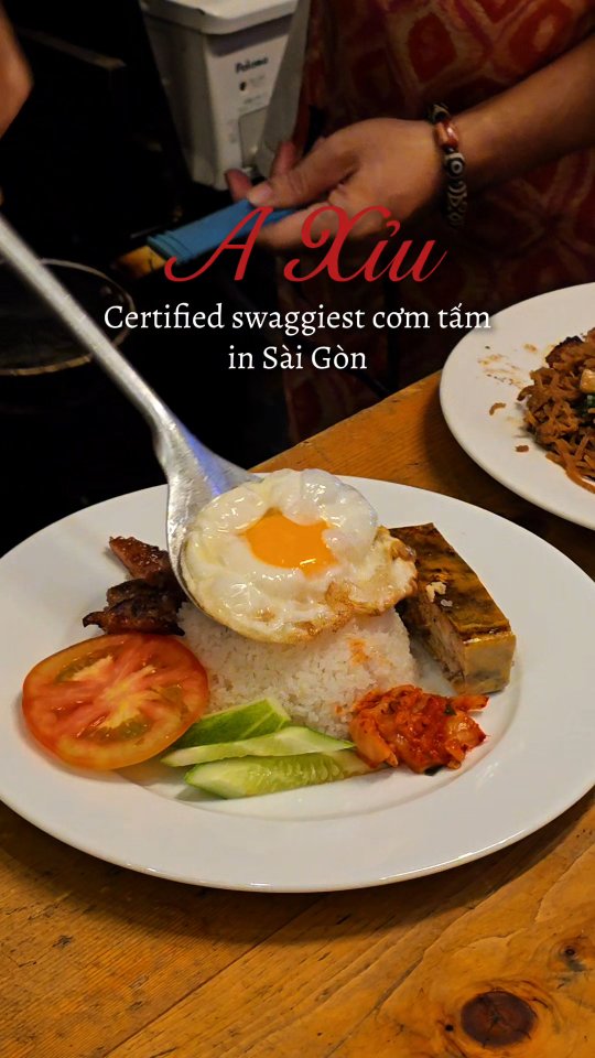 Quán Ăn Ngon, A Xỉu Vietnamese Restaurant