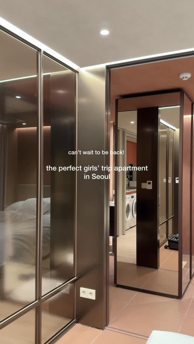 Girls Trip Stays Near Lotte World Tower