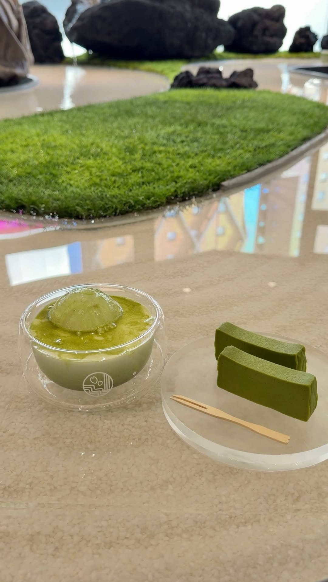 Floating Matcha Cafe's Unique Water Table Experience